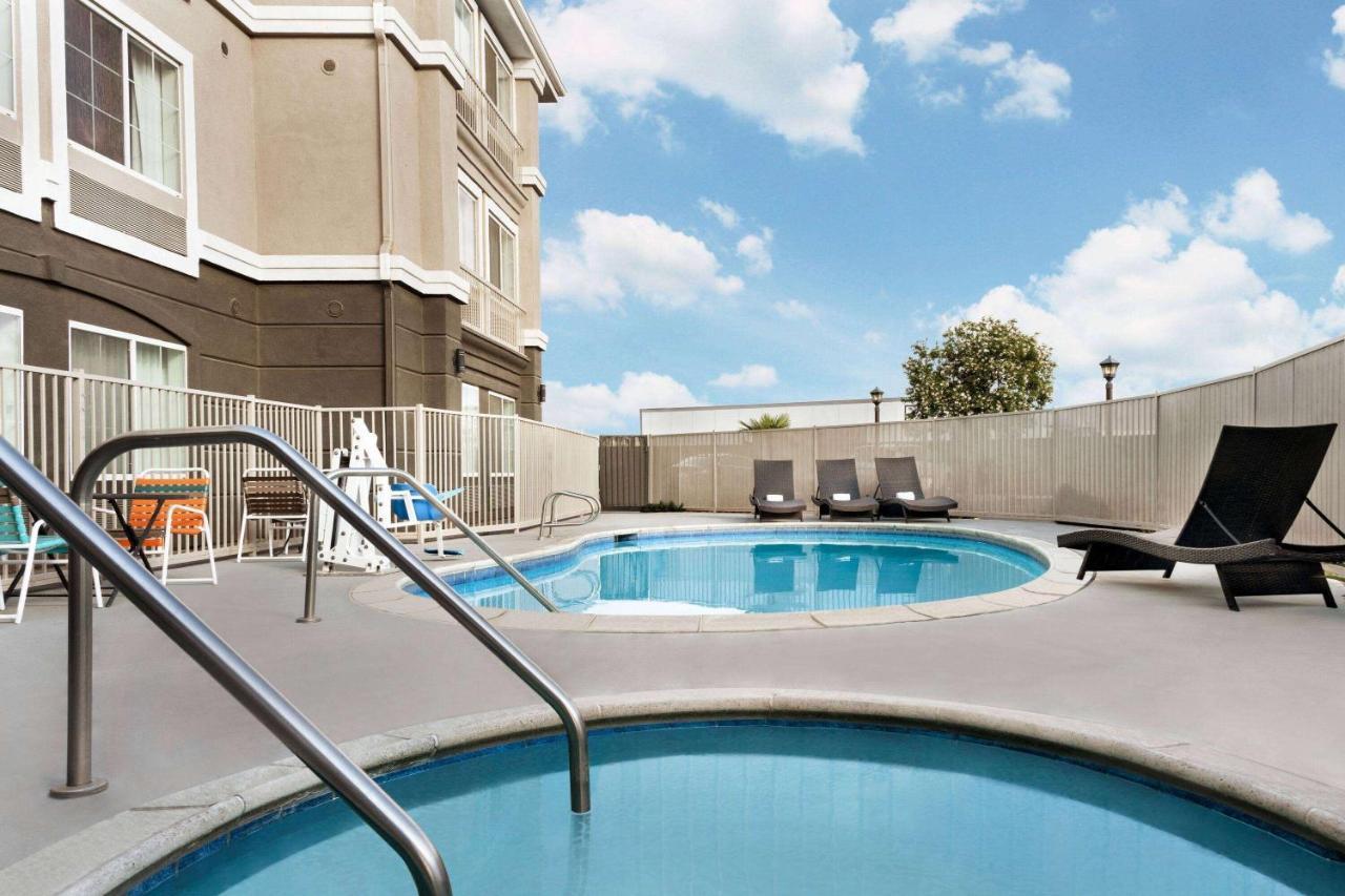 La Quinta By Wyndham Hesperia Victorville Esterno foto